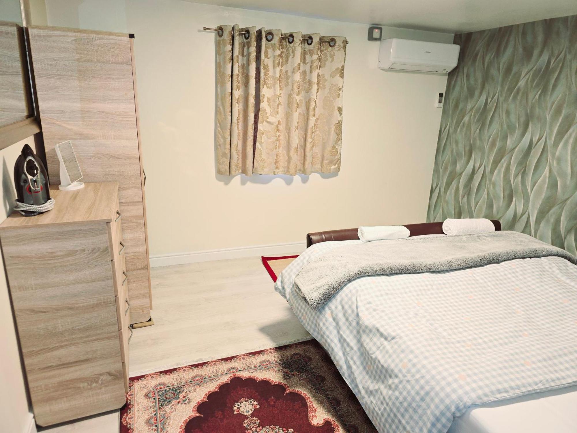 Perfect For Exploring Birmingham Apartment Bagian luar foto